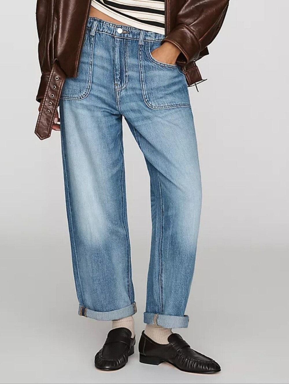 Anthropologie Pilcro Jenna Mid-Rise Relaxed Jeans XS • EUC/Like New Condition